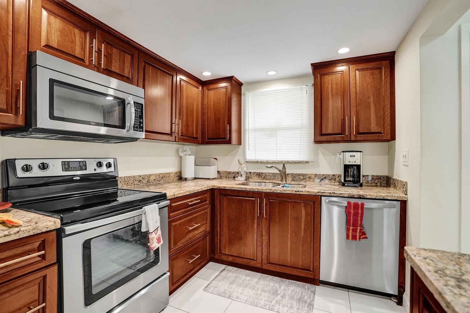 6200 NW 44th Unit # 204 Street # 204, Lauderhill, FL 33319 photo 2