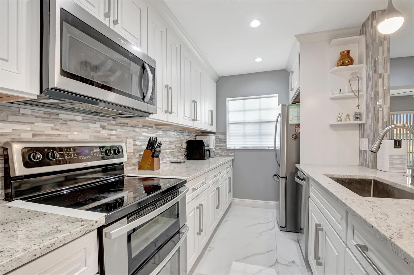 14010 Nesting Way # B, Delray Beach, FL 33484 photo 2