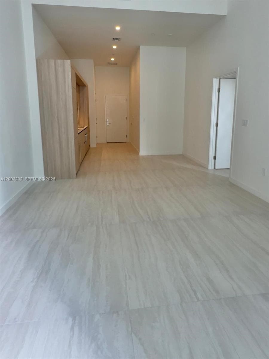 77 SE 5th street # 1010, Miami, FL 33131 photo 3