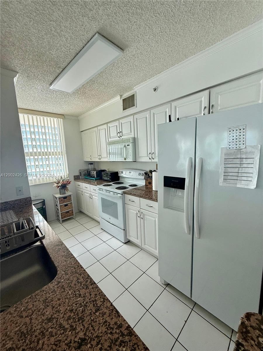 1155 Brickell Bay Dr # 1702, Miami, FL 33131 photo 5