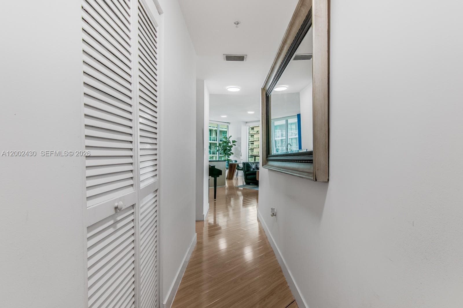 79 SW 12th St # 2107-S, Miami, FL 33130 photo 5