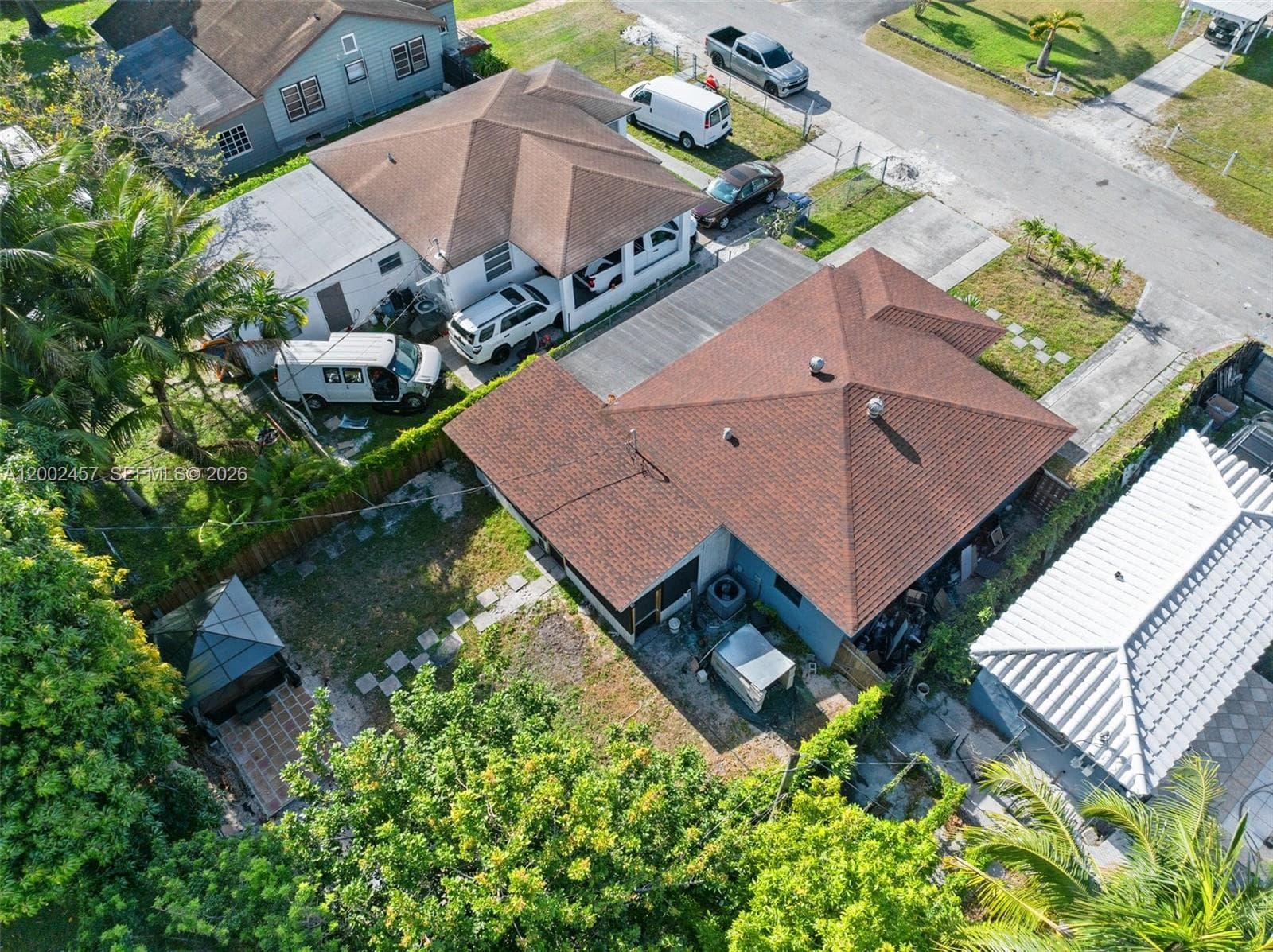 2410 Jackson St, Hollywood, FL 33020 photo 4