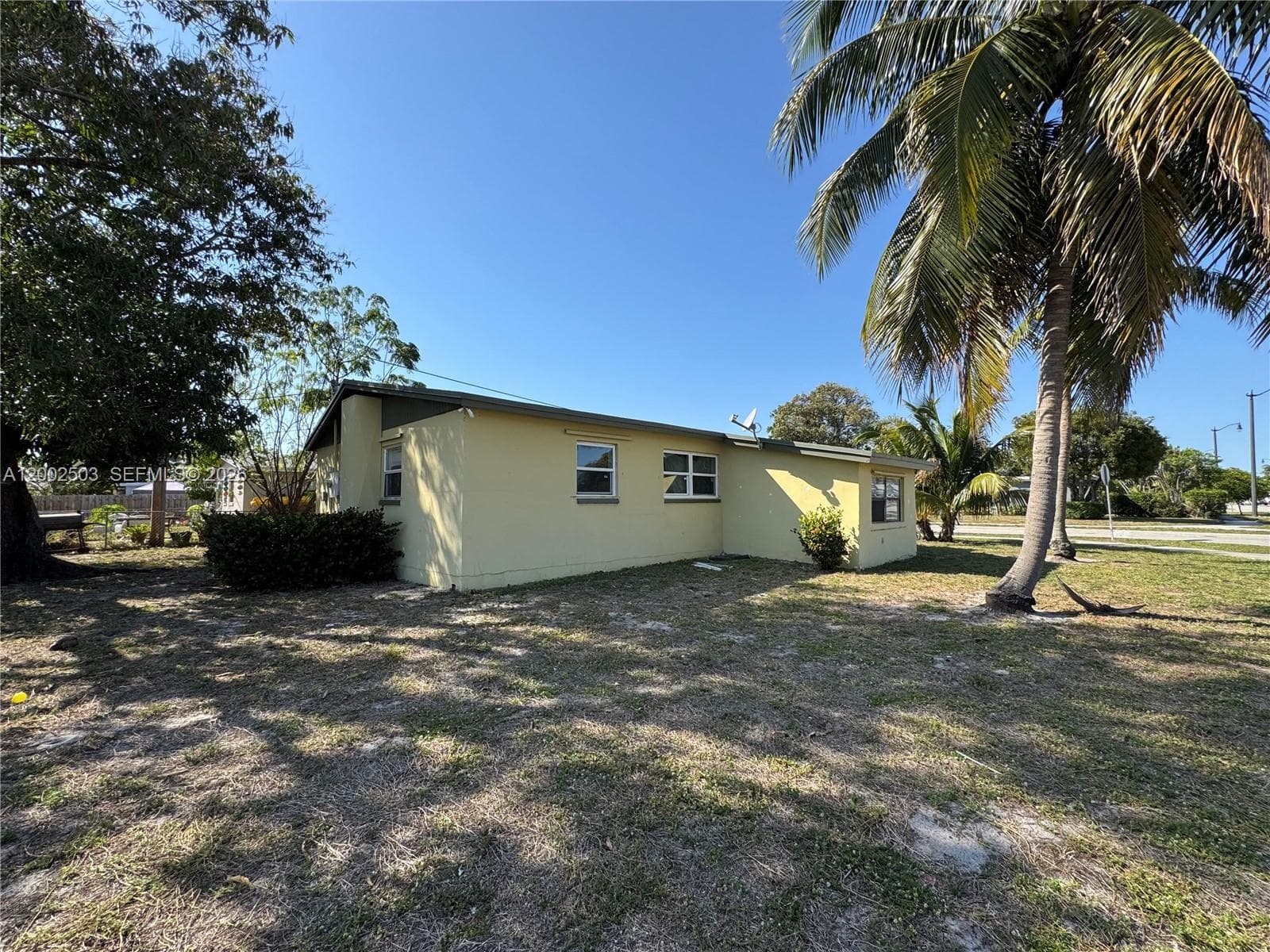 600 NW 19th St, Pompano Beach, FL 33060 photo 2