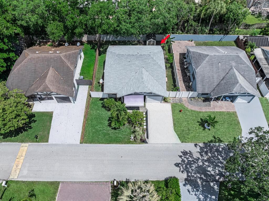 23428 Country Club Drive E, Boca Raton, FL 33428 photo 2