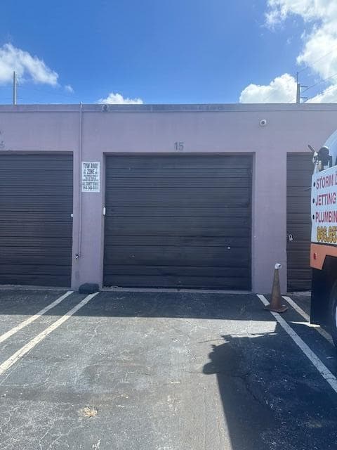 860 NW 45th Street # 15, Oakland Park, FL 33309