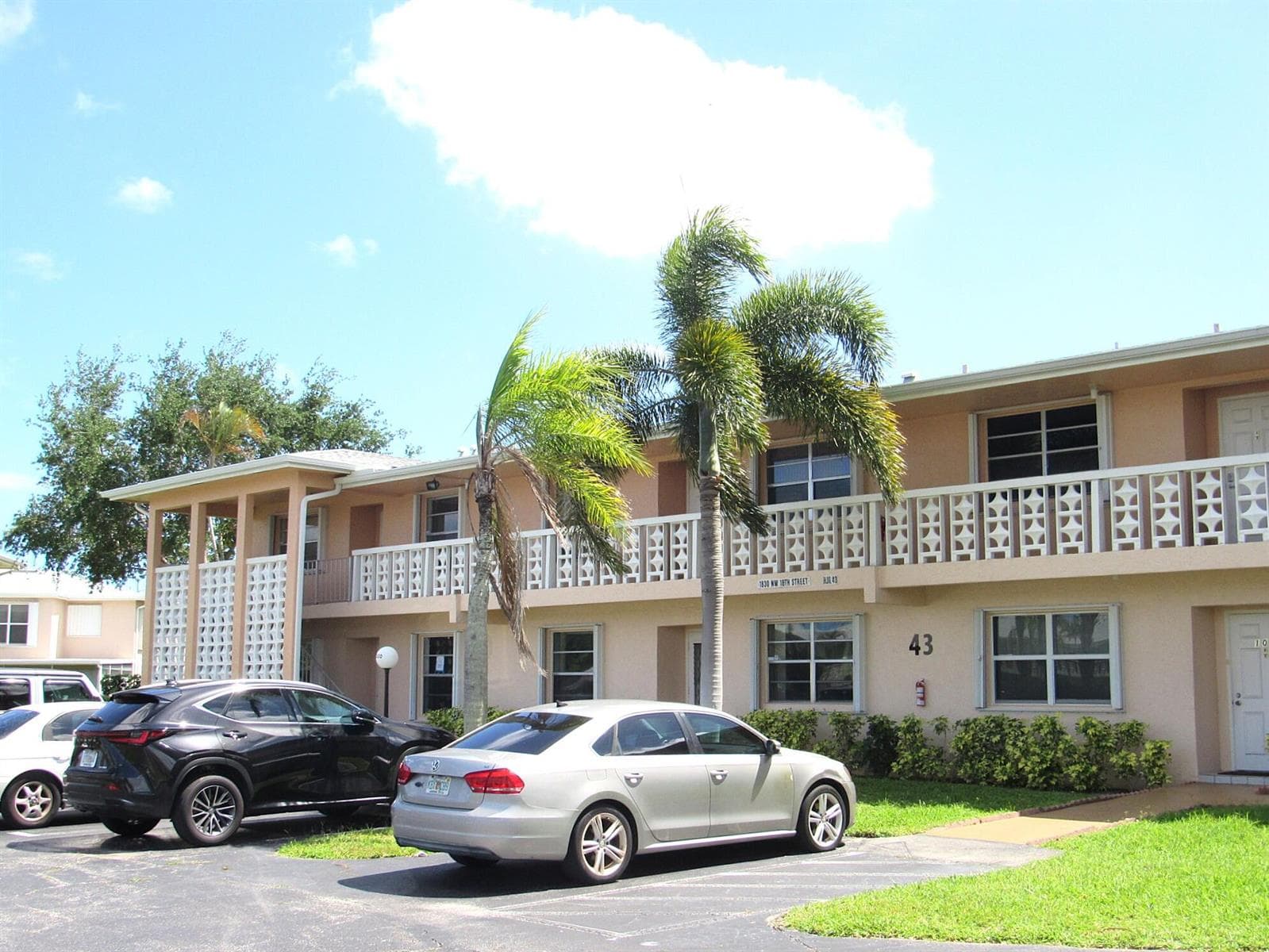 1830 NW 18th Street # 201, Delray Beach, FL 33445 photo 3