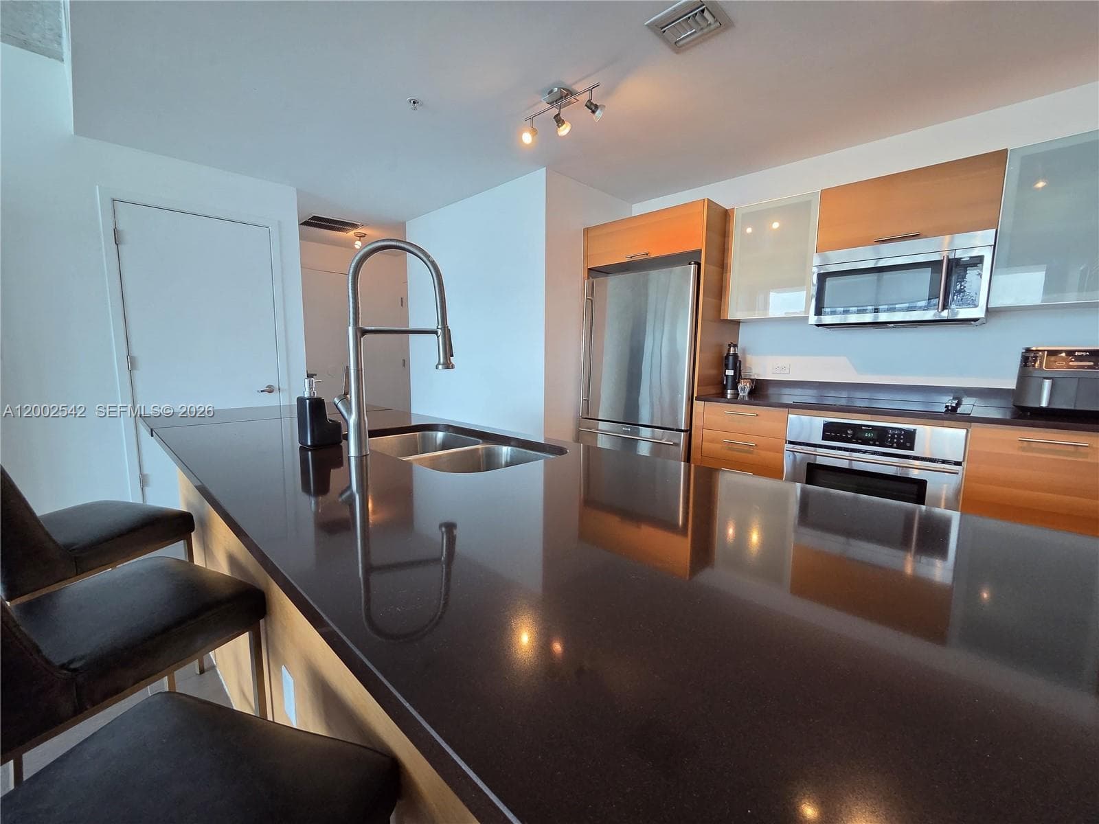 3301 NE 1st Ave # H2710, Miami, FL 33137 photo 5