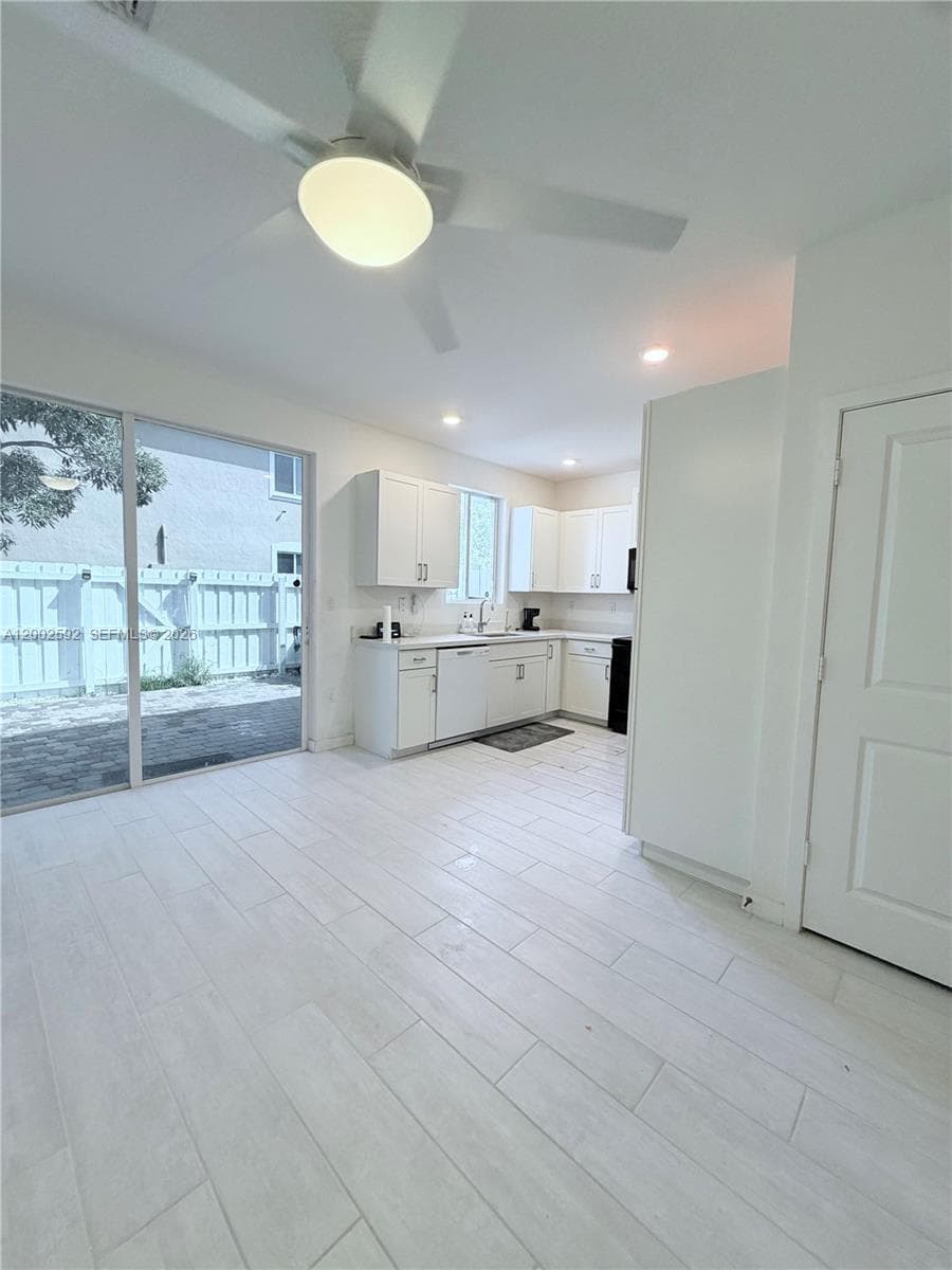 2367 SE 11th St # 2367, Homestead, FL 33035 photo 4