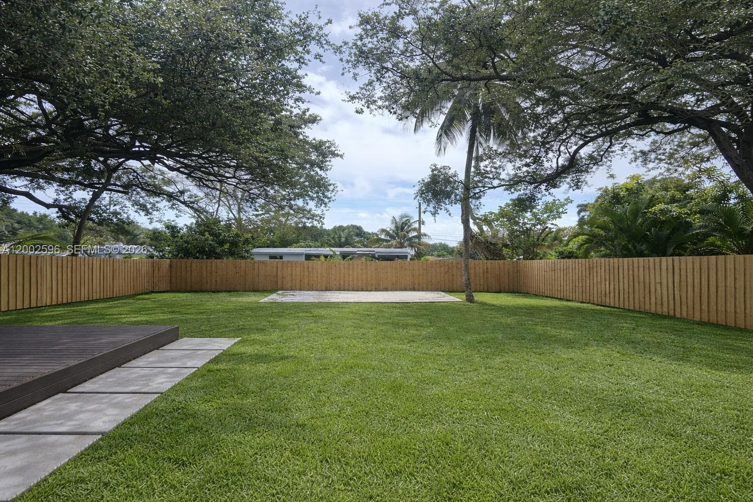 1242 NE 145th St, Miami, FL 33161 photo 3