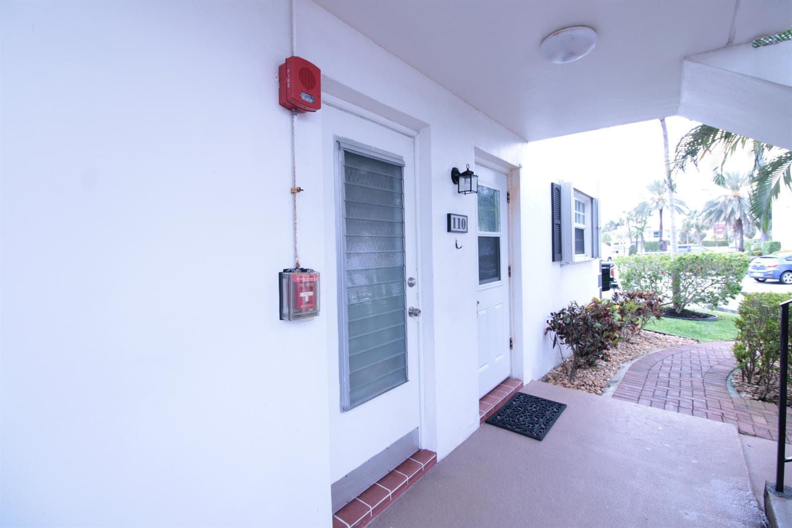 465 Paradise Isle Boulevard # 110, Hallandale Beach, FL 33009 photo 3