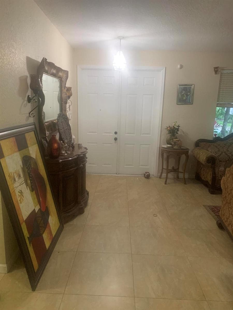 433 Gazetta Way, West Palm Beach, FL 33413 photo 3