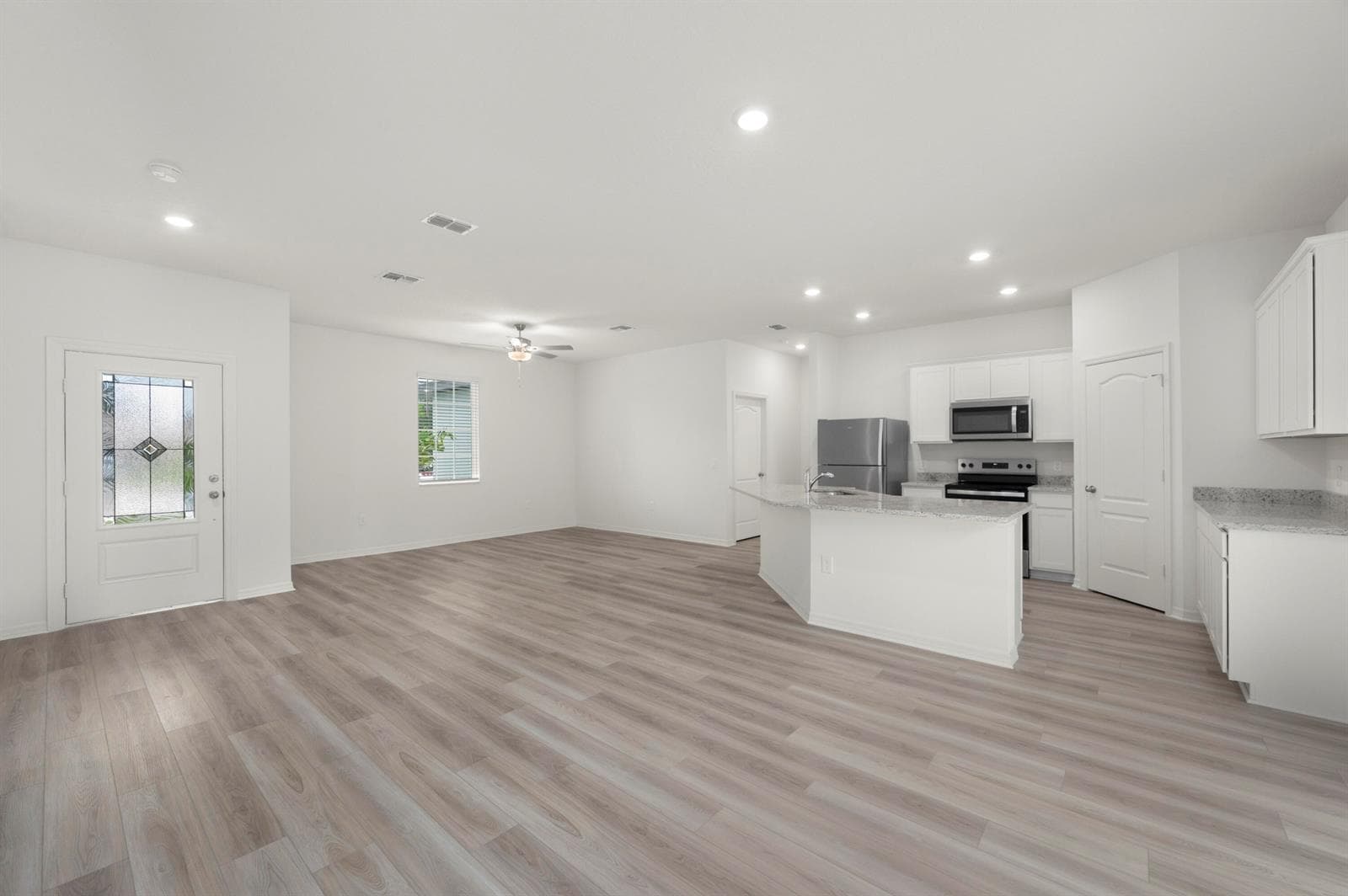 8835 W 98th Avenue, Vero Beach, FL 32967 photo 5