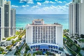 19201 Collins Ave # 934, Sunny Isles Beach, FL 33160 photo 3