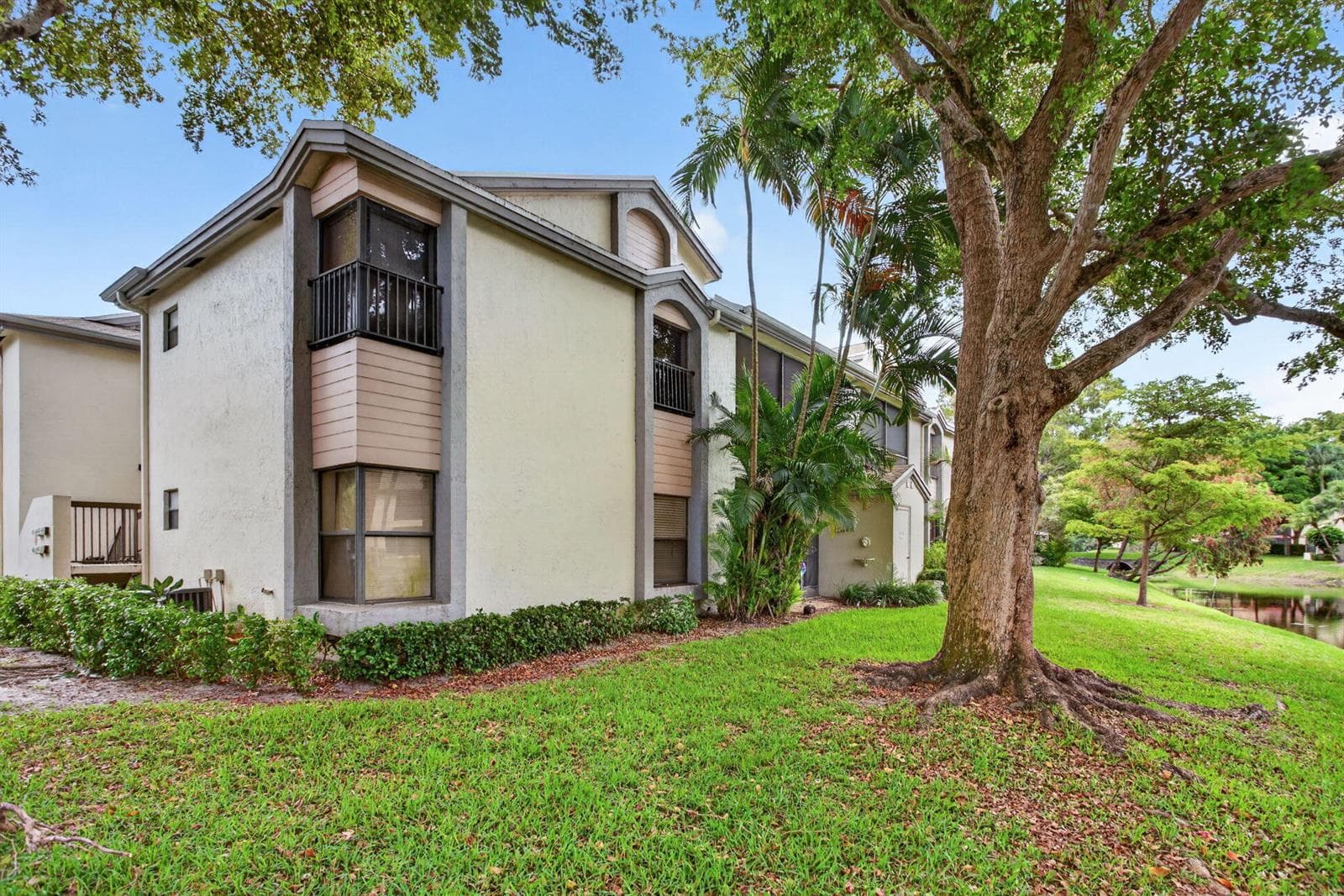 4500 Carambola Circle S # 27305, Coconut Creek, FL 33066 photo 2