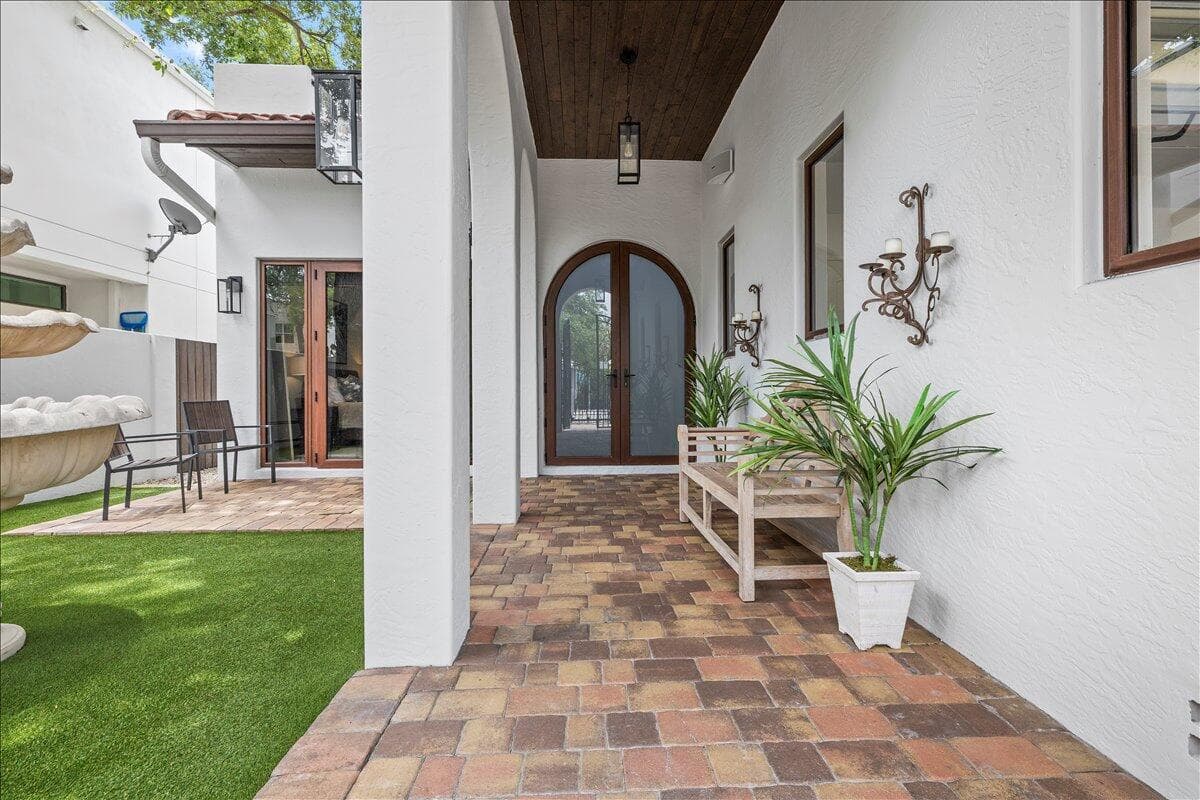 1312 SE 2nd Court, Fort Lauderdale, FL 33301 photo 3