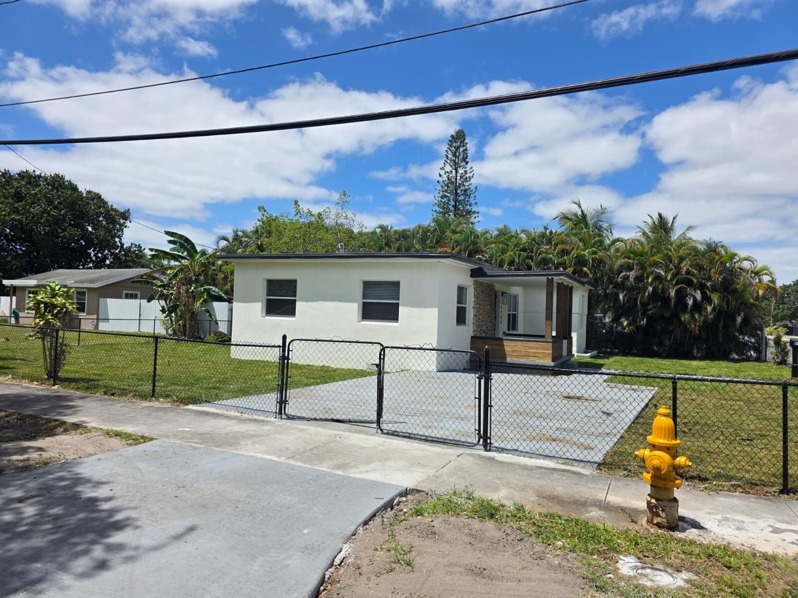 9900 NW 25th Avenue, Miami, FL 33147 photo 2
