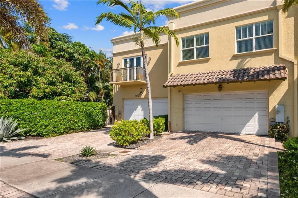 1416 NE 4th Court # 1416, Fort Lauderdale, FL 33301