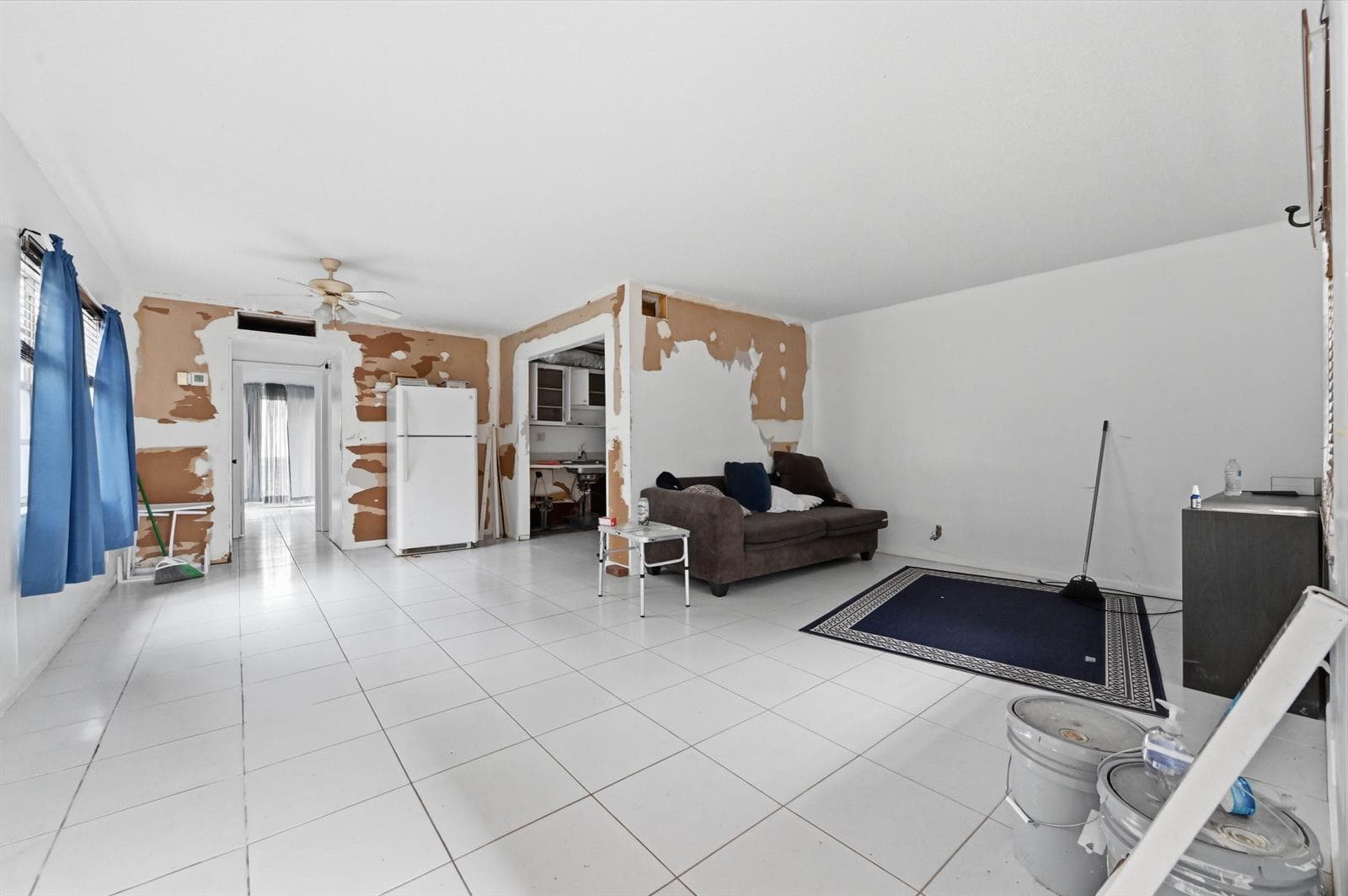 343 Capri # H, Delray Beach, FL 33484 photo 2
