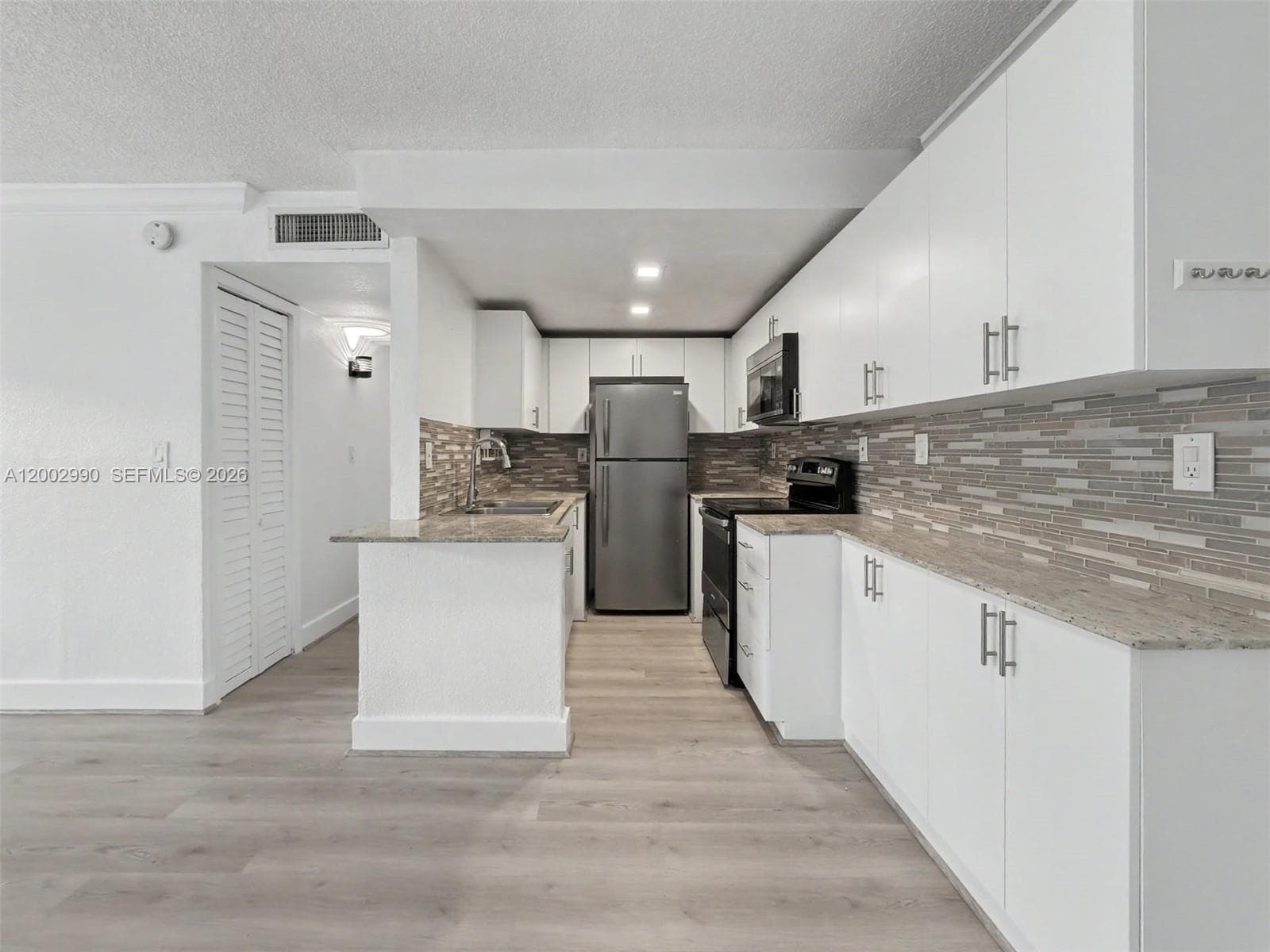 606 W 81st St # 120, Hialeah, FL 33014 photo 2