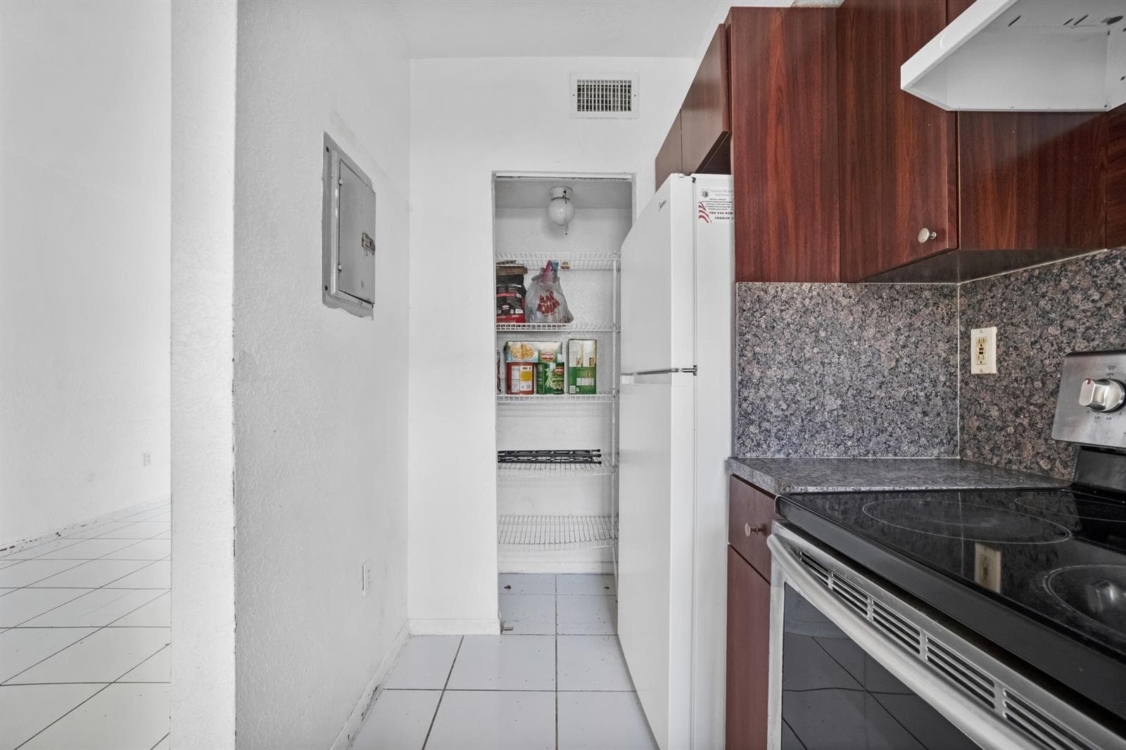 306 NW 84th Terrace # 306, Miami, FL 33150 photo 3