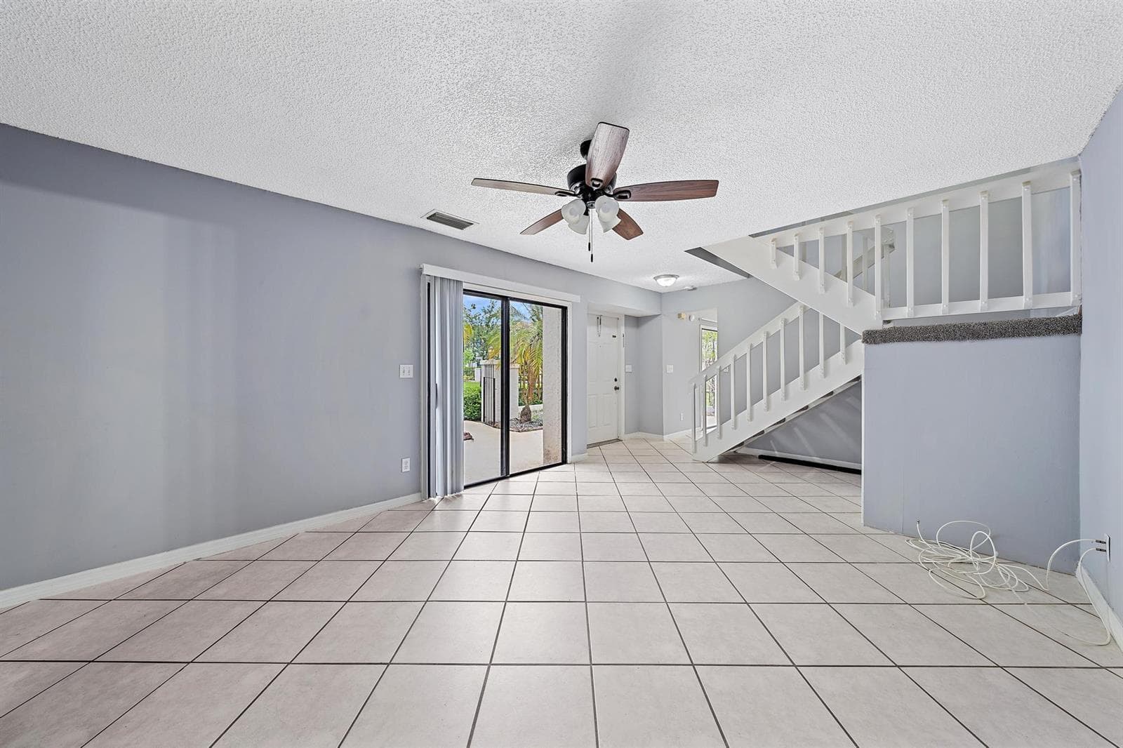 352 Prestwick Circle # 1, Palm Beach Gardens, FL 33418 photo 3