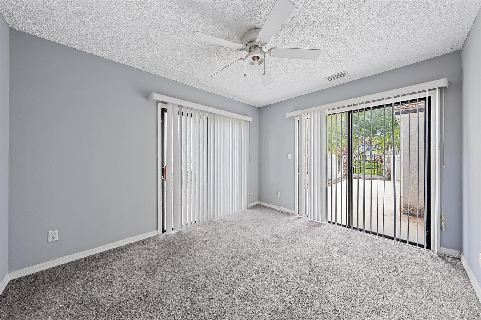 352 Prestwick Circle # 1, Palm Beach Gardens, FL 33418 photo 4