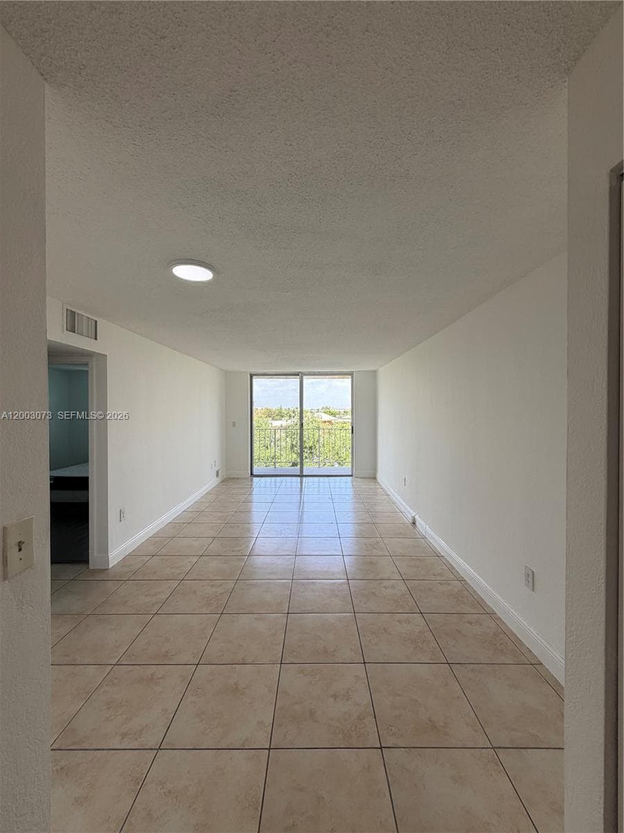 1805 Sans Souci Blvd # 526, North Miami, FL 33181 photo 2