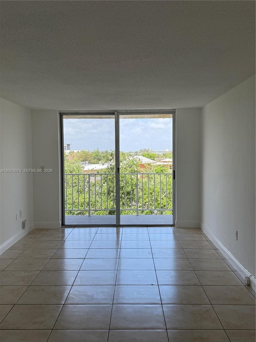 1805 Sans Souci Blvd # 526, North Miami, FL 33181 photo 3