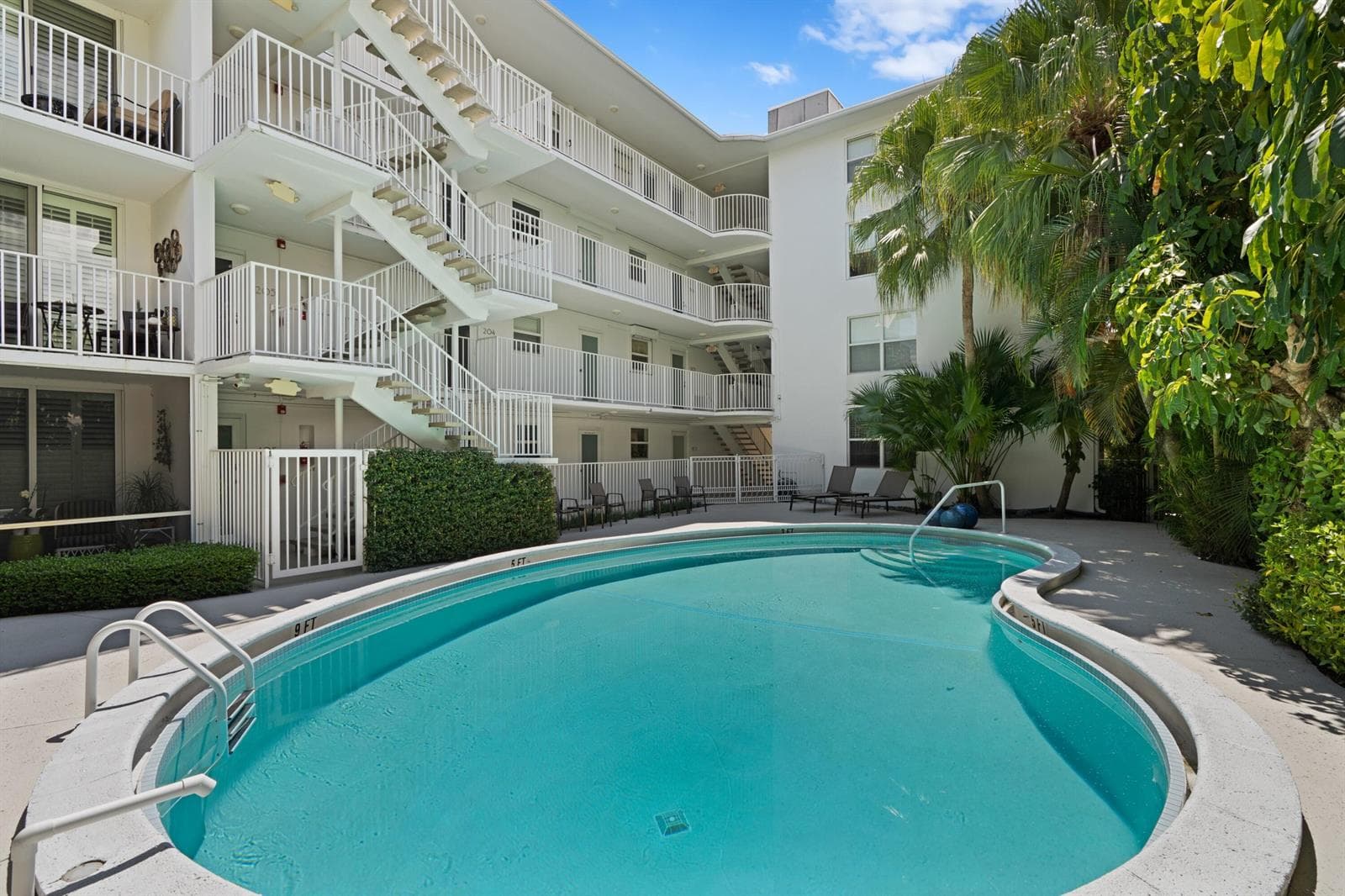 401 Peruvian Avenue # 3020, Palm Beach, FL 33480 photo 2