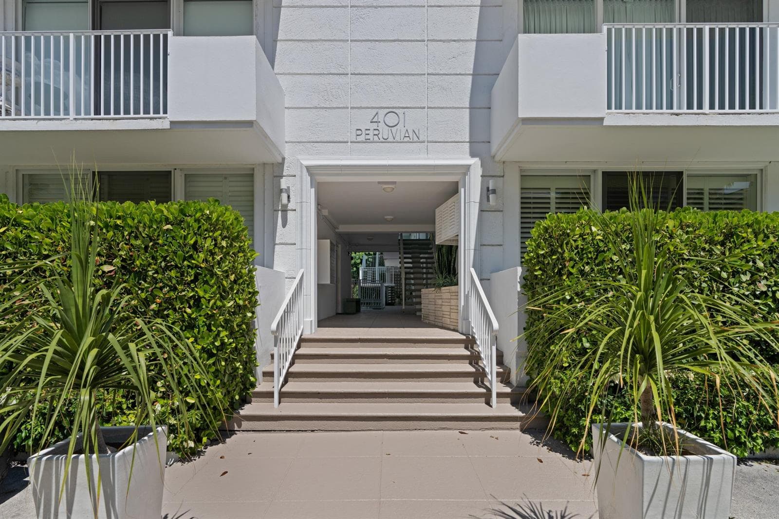 401 Peruvian Avenue # 3020, Palm Beach, FL 33480 photo 3