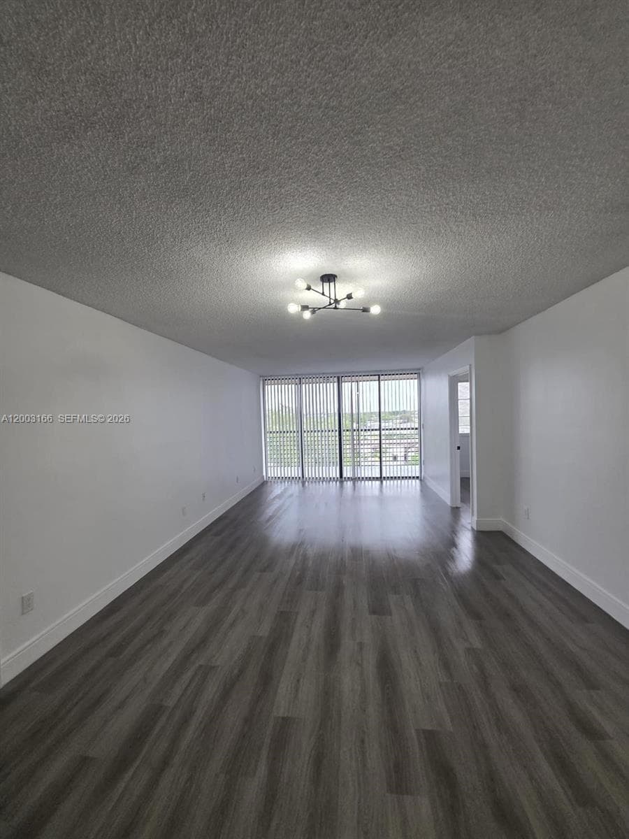 20840 San Simeon Way # 601, Miami, FL 33179 photo 4