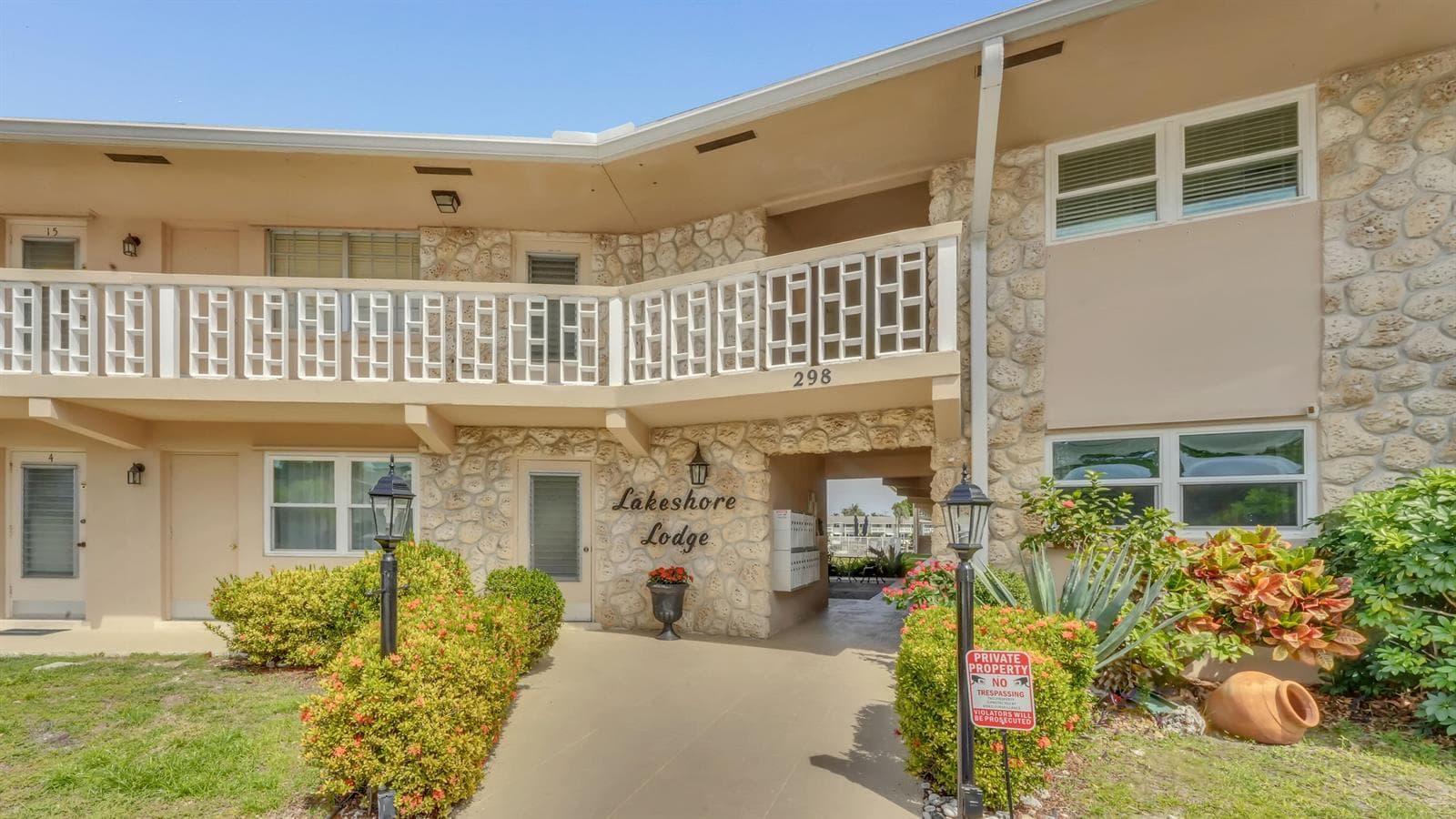298 SE 6th Avenue # 2, Pompano Beach, FL 33060 photo 2