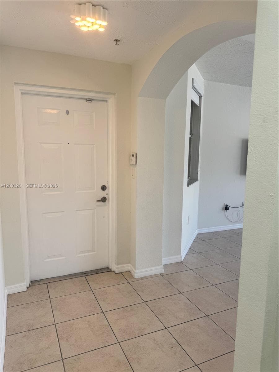 8826 W Flagler St # 102, Miami, FL 33174 photo 2