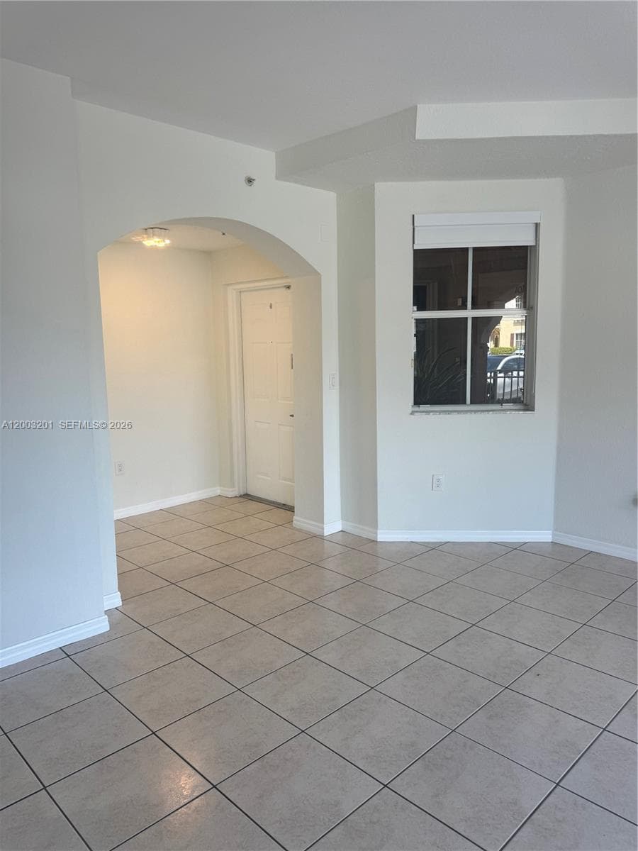 8826 W Flagler St # 102, Miami, FL 33174 photo 4