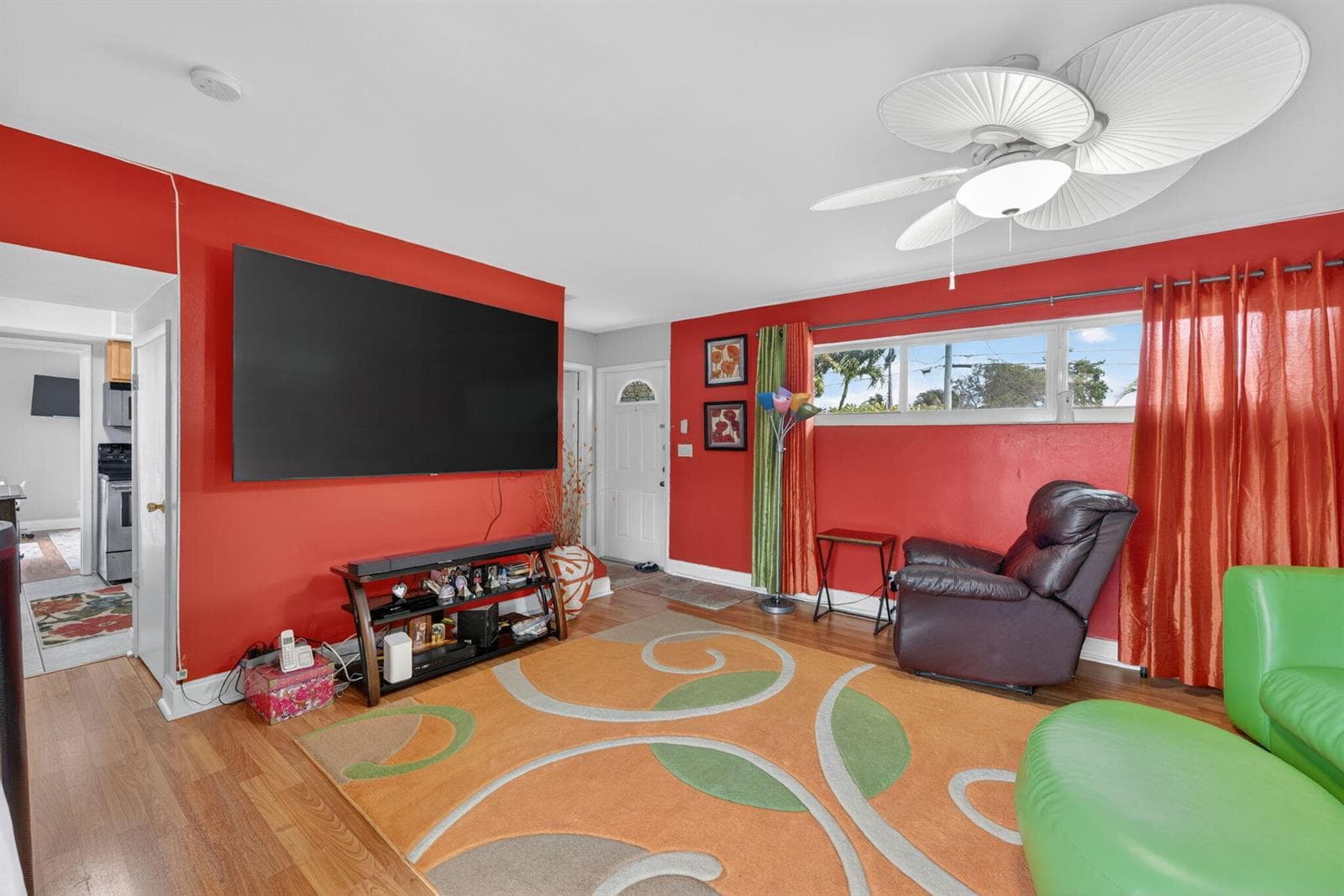 1380 NE 40th Drive, Oakland Park, FL 33334 photo 4