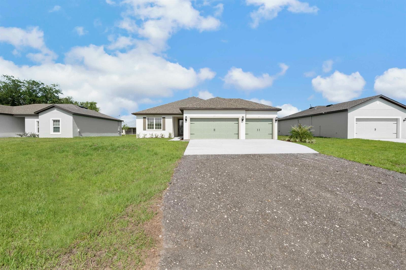 9335 101st Avenue, Vero Beach, FL 32967 photo 2