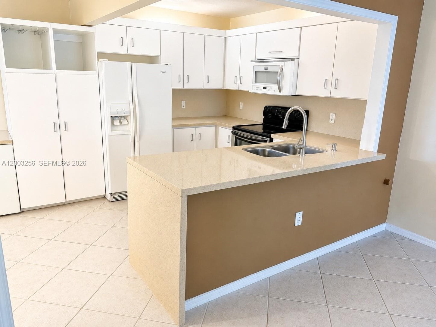 464 NE 210th Cir Ter # 201-10A, Miami, FL 33179 photo 5