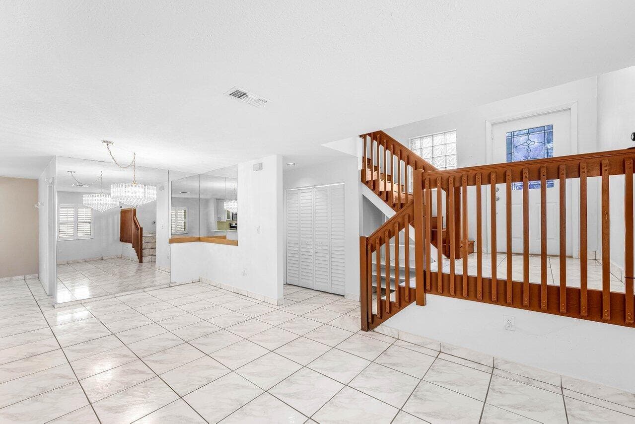 331 NW 101st Terrace, Pembroke Pines, FL 33026 photo 3