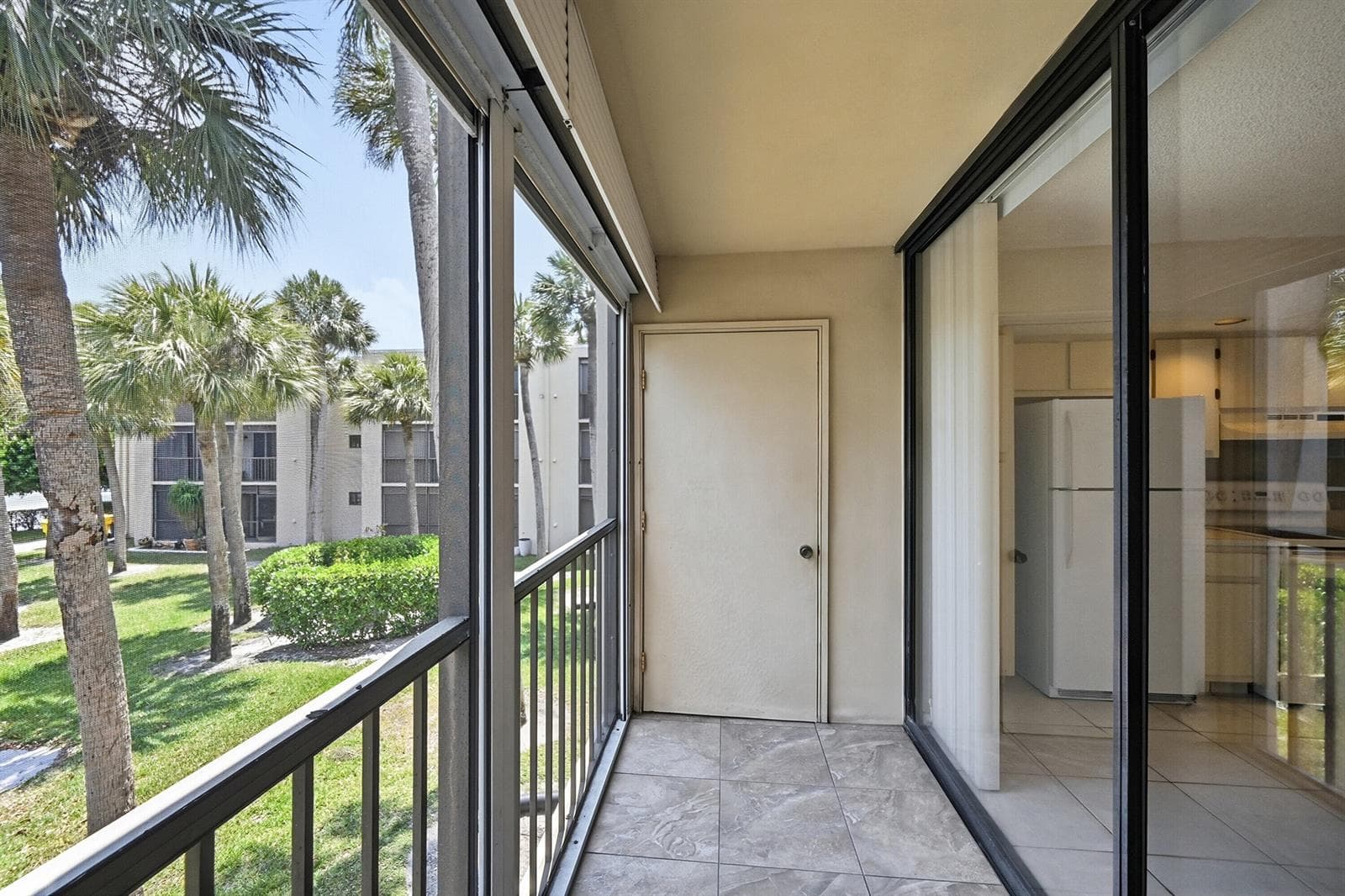 5370 Las Verdes Circle # 219, Delray Beach, FL 33484 photo 2