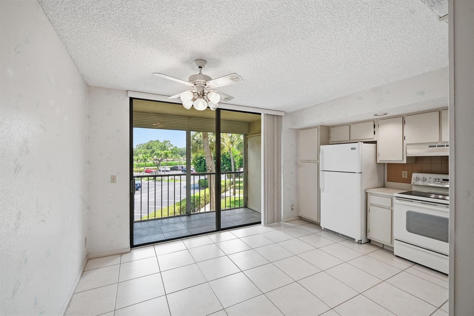 5370 Las Verdes Circle # 219, Delray Beach, FL 33484 photo 5