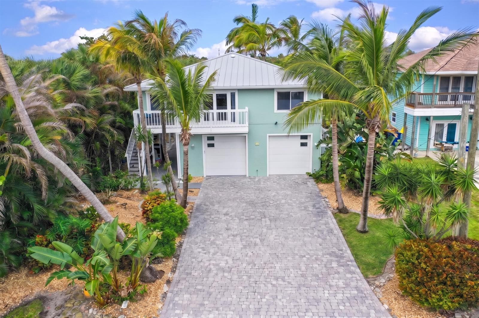 413 Hernando Street, Fort Pierce, FL 34949 photo 2