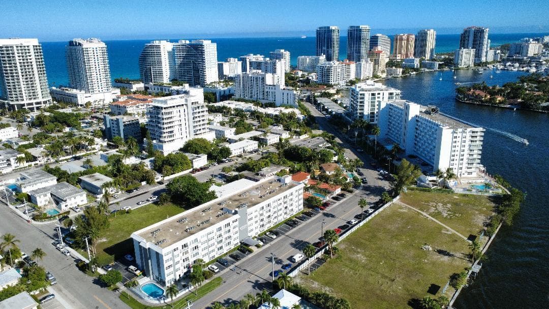 550 Bayshore Drive # 104, Fort Lauderdale, FL 33304 photo 5