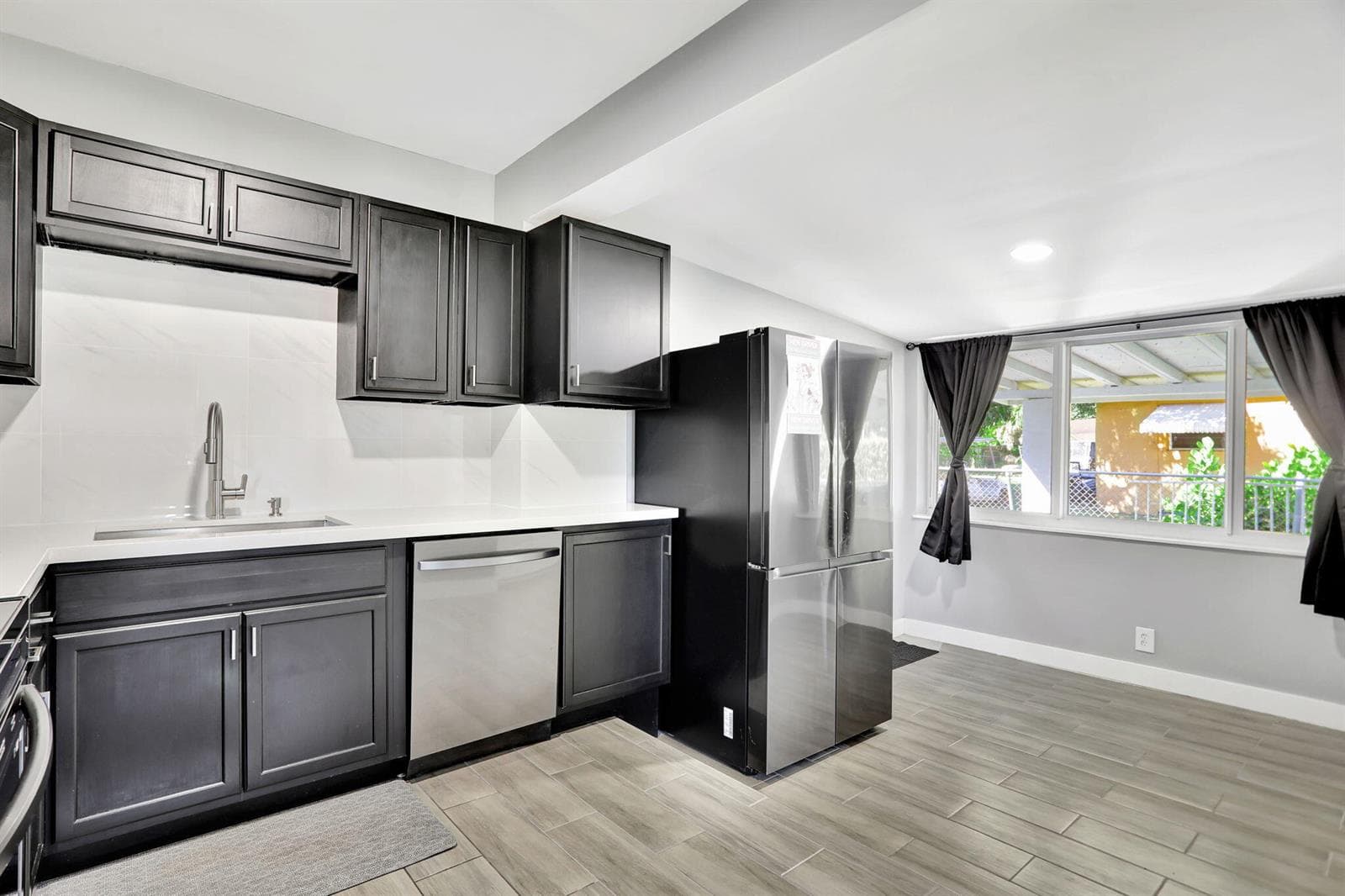 3440 NW 8th Court, Fort Lauderdale, FL 33311 photo 3