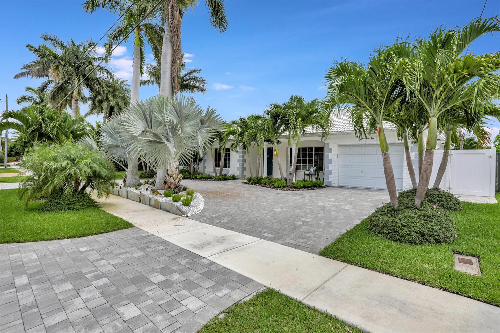 1410 SE 12th Street, Deerfield Beach, FL 33441 photo 5