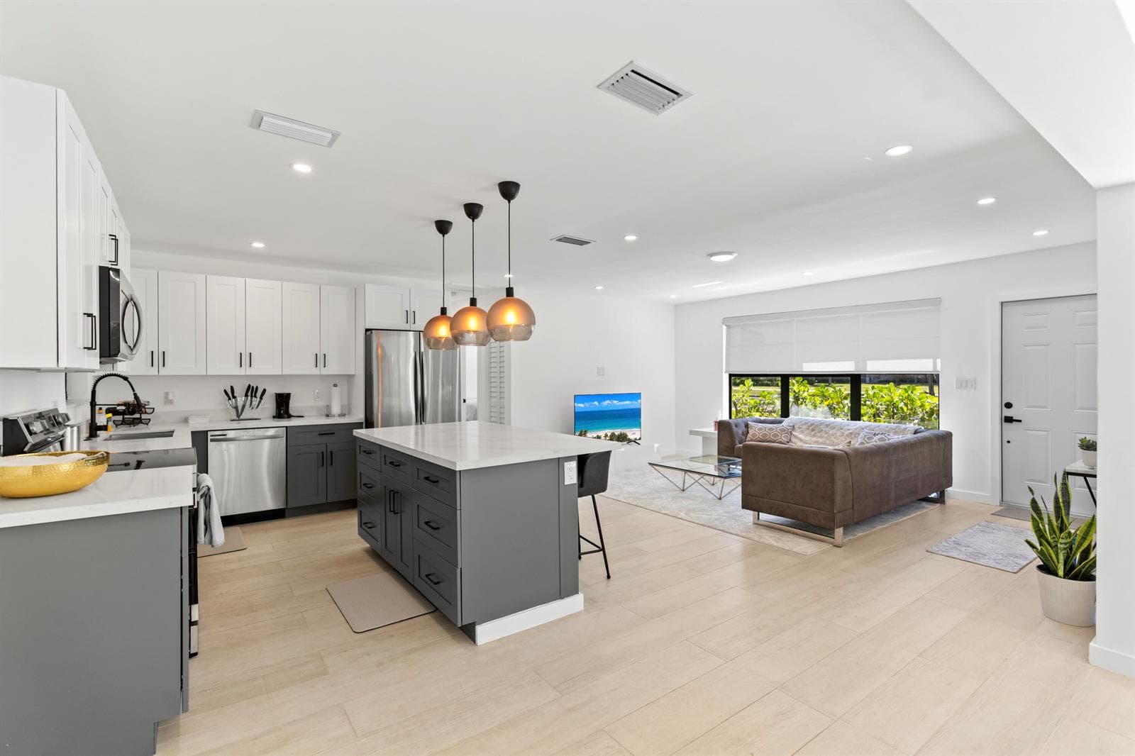 235 NE 20th Street, Boca Raton, FL 33431 photo 4