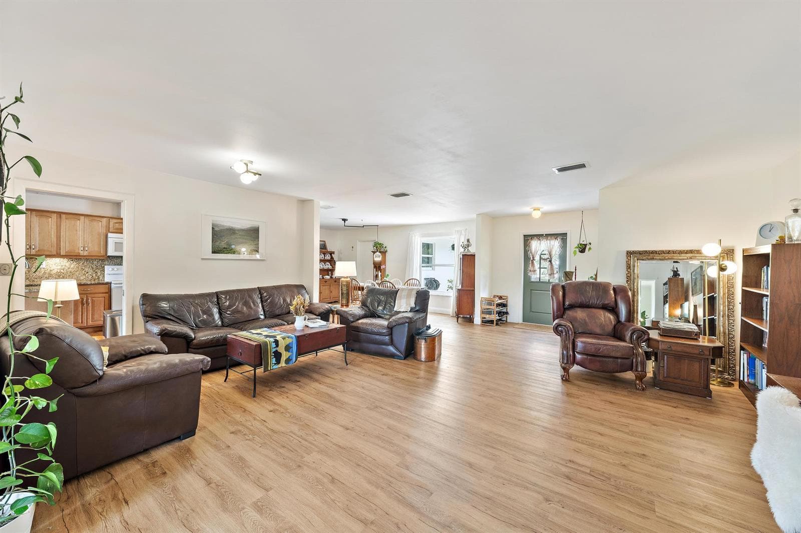 9831 Hyacinth Circle S, Palm Beach Gardens, FL 33410 photo 4