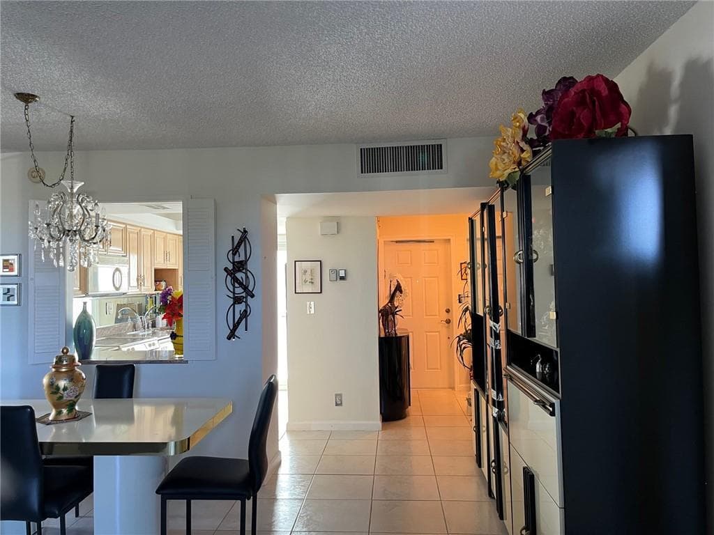 333 NE 21 Avenue # 304, Deerfield Beach, FL 33441 photo 2