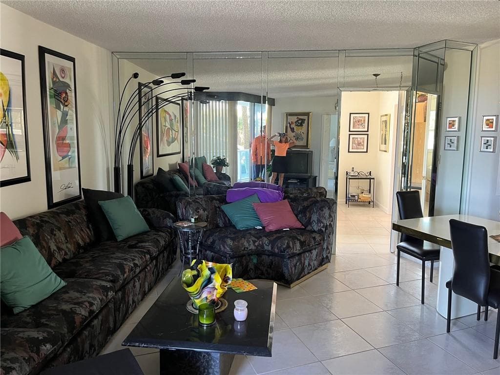 333 NE 21 Avenue # 304, Deerfield Beach, FL 33441 photo 3