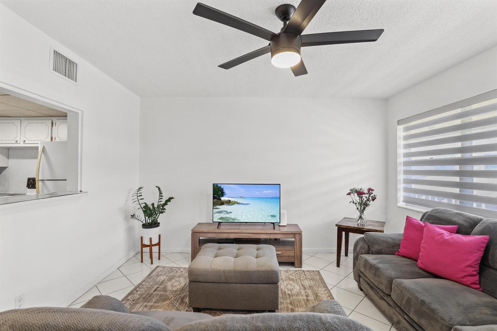 215 Sheffield I, West Palm Beach, FL 33417 photo 4