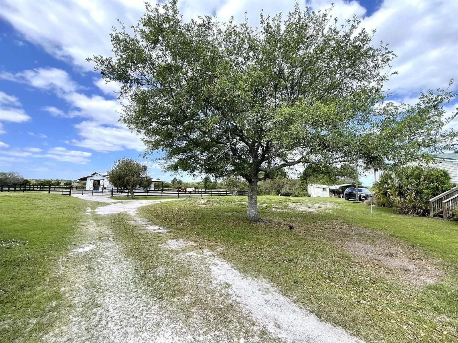 8121 NW 58th Lane, Okeechobee, FL 34972 photo 3